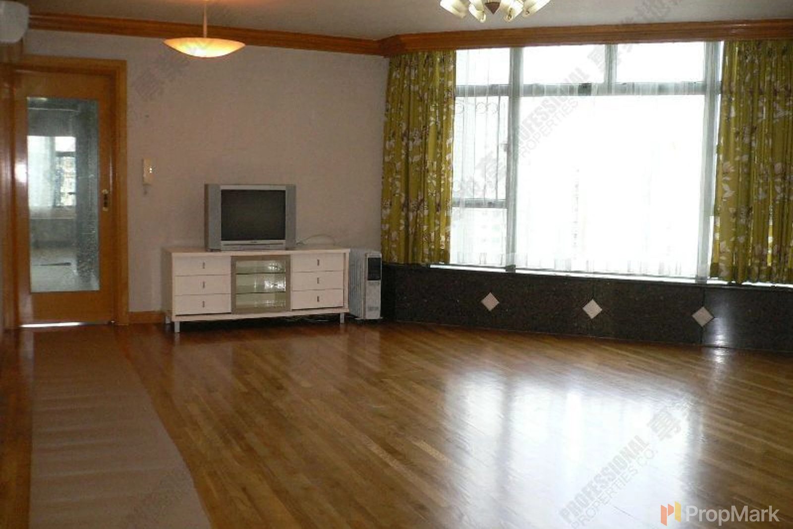 photo 14 — Robinson Place, Mid-levels West