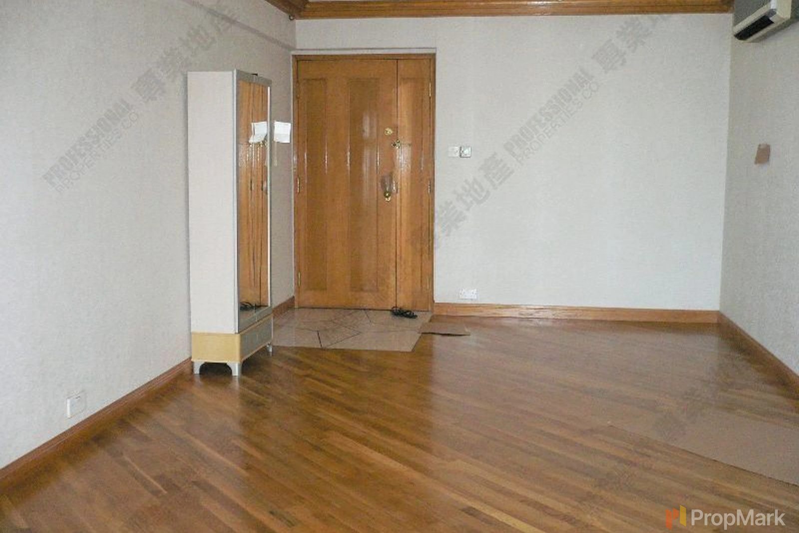 photo 15 — Robinson Place, Mid-levels West