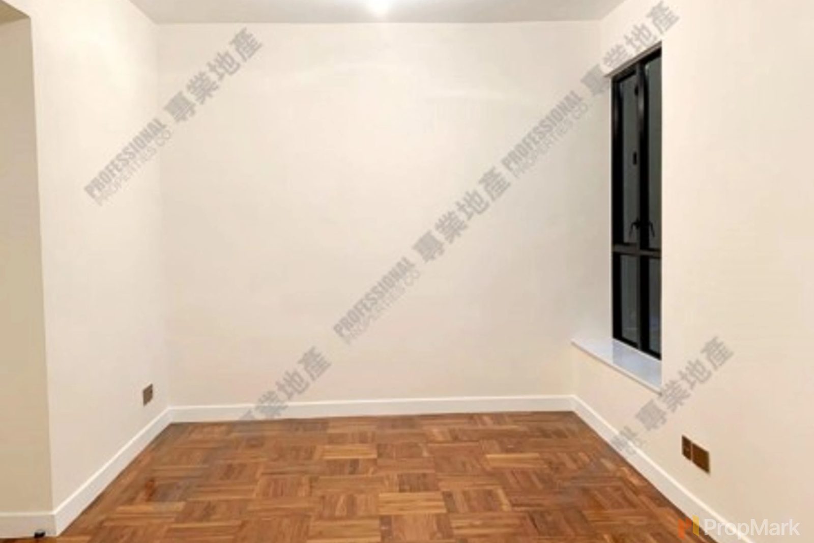 photo 19 — Scenic Rise, Mid-levels West