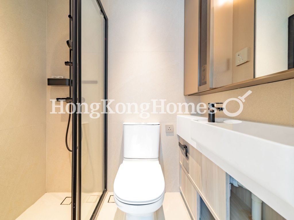 Ensuite Bathroom — One Jardine's Lookout，跑馬地