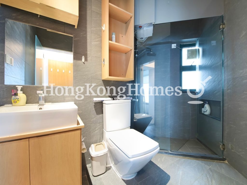 Ensuite Bathroom — Manhattan Heights, Western / Kennedy Town