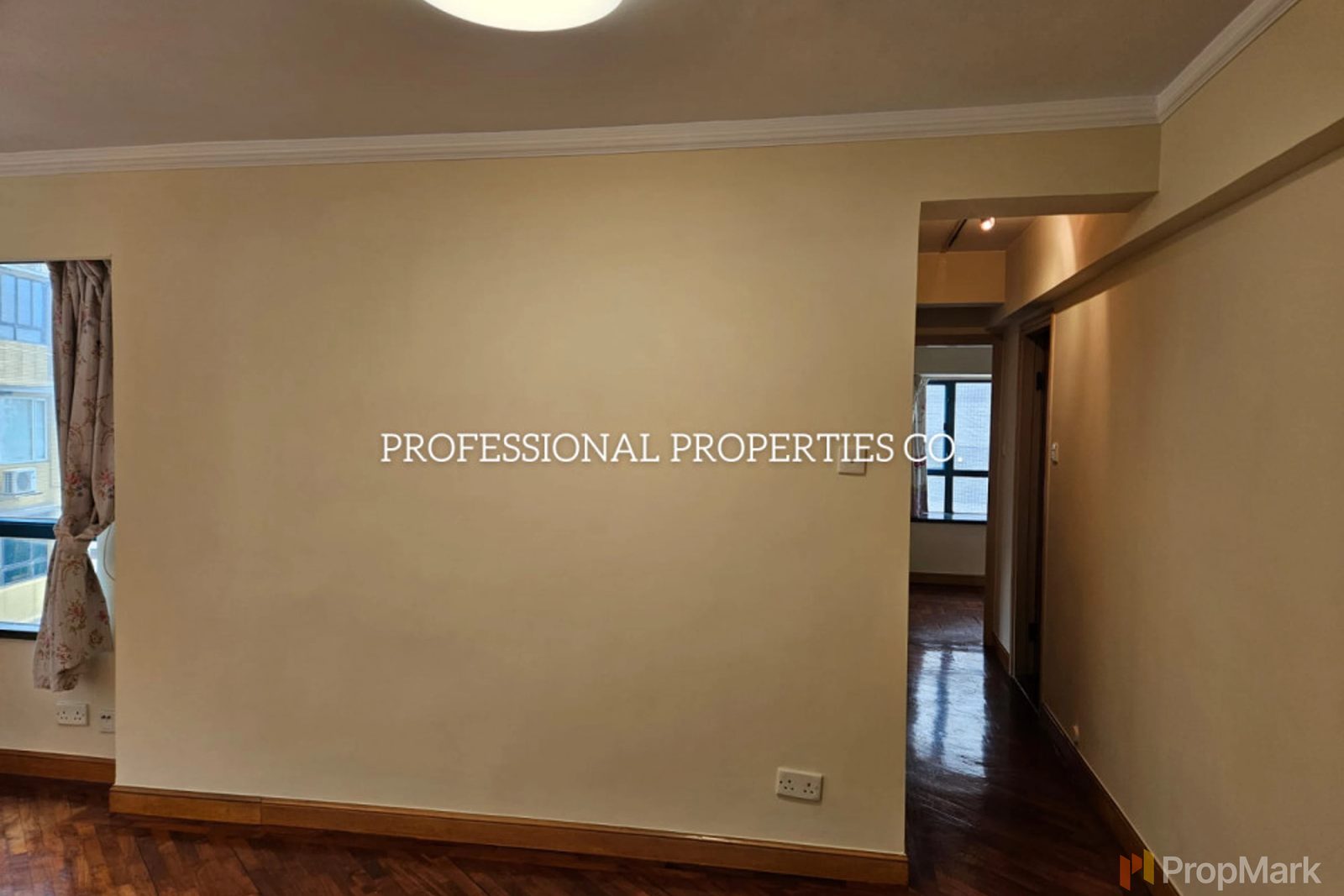 photo 7 — Prosperous Height, Mid-levels West