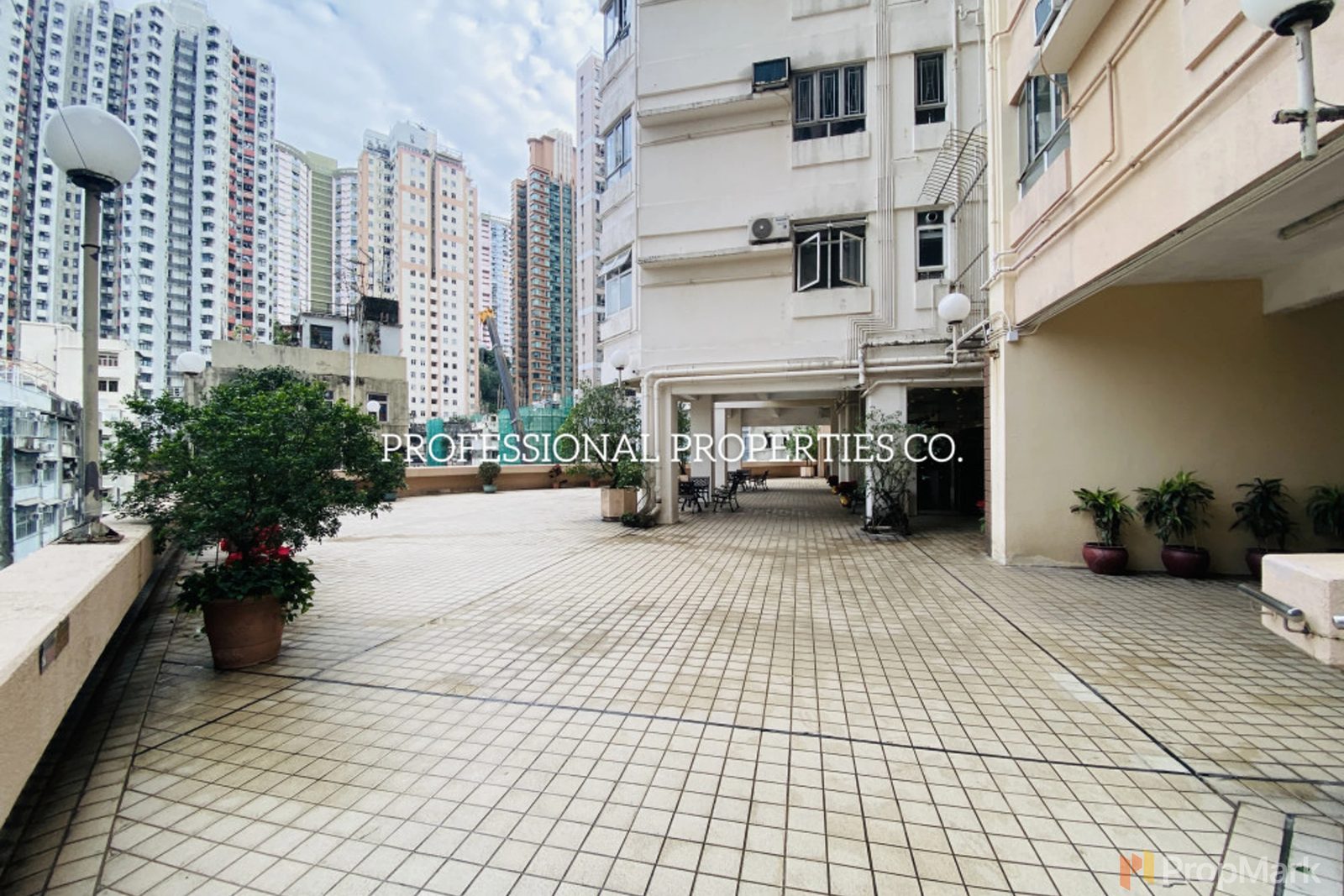 photo 2 — Winway Court, Mid-levels East