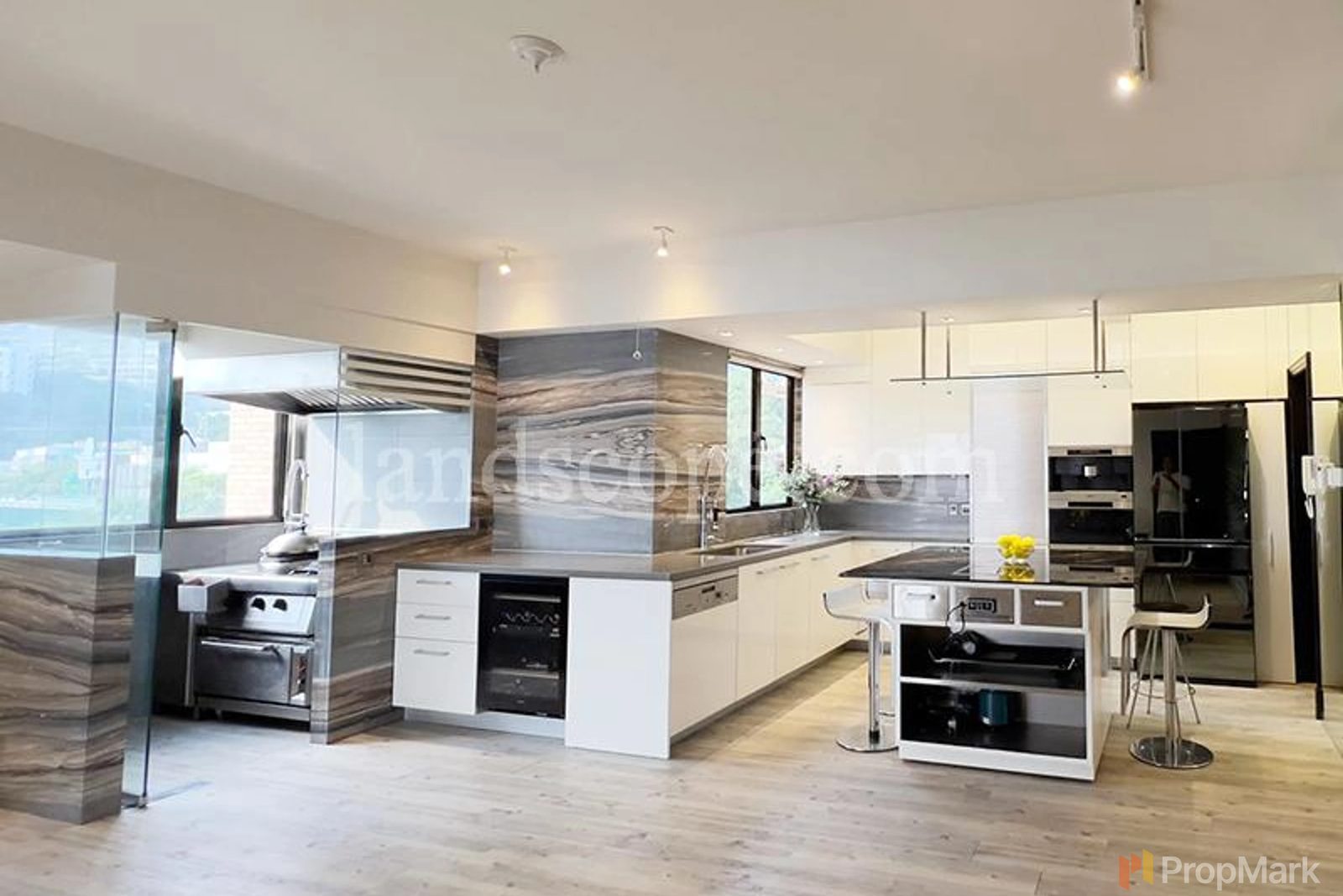 photo 10 — Splendour Villa, Southside