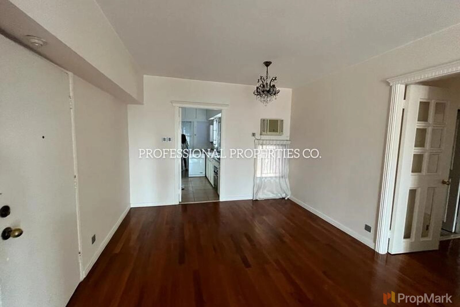 photo 2 — Dragonview Court, Mid-levels West