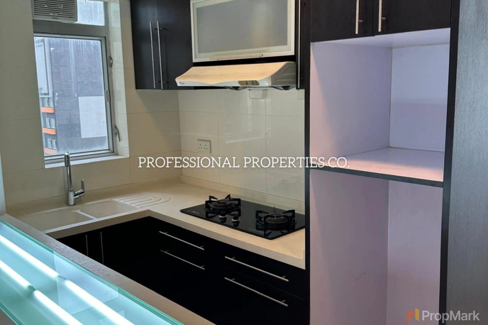 photo 5 — Linway Court, Wan Chai