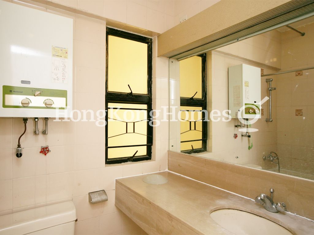 Guest Bathroom — 愉景灣 4 期 - 蘅峰 - 旭暉閣，愉景灣