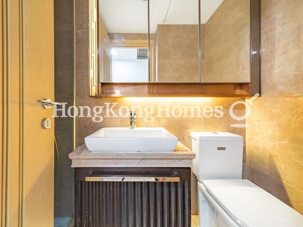 Guest Bathroom — 曉峰，北角