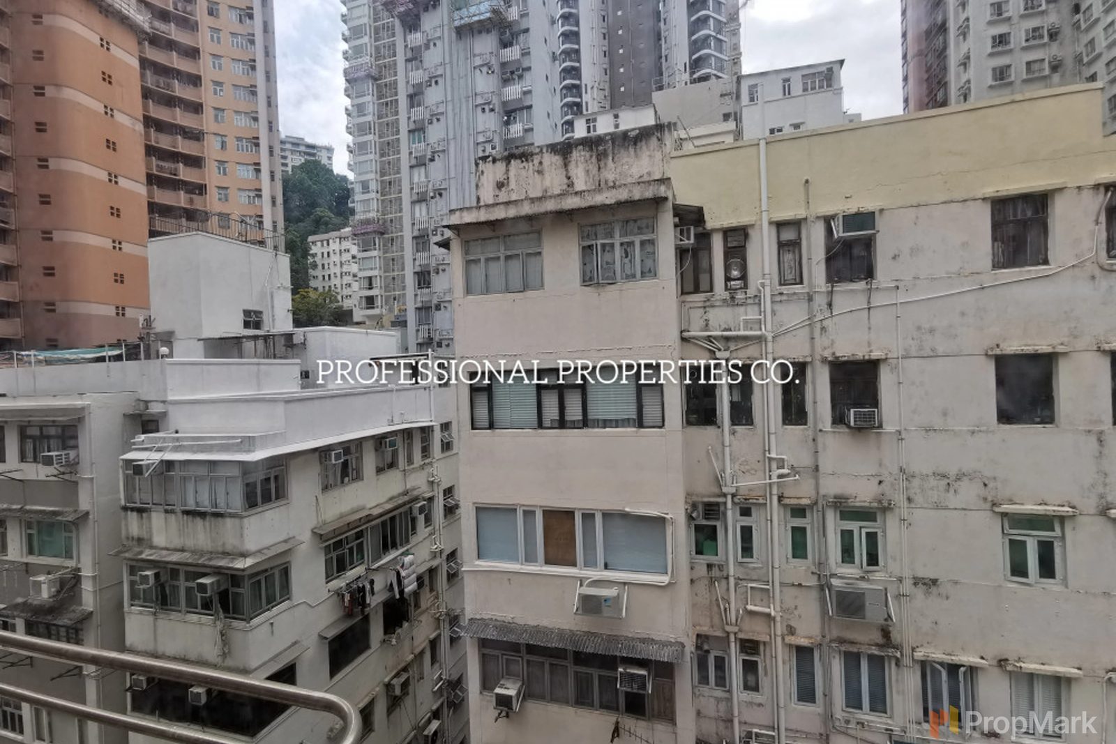 相片 7 — 南榮大廈，跑馬地