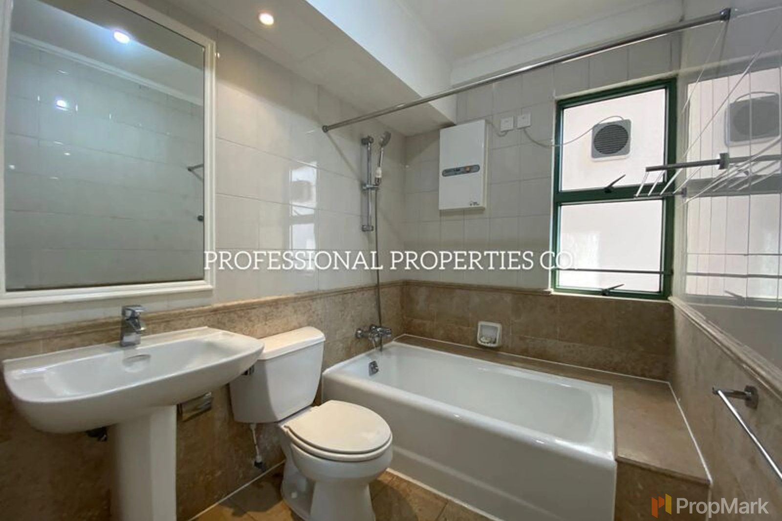 photo 12 — Robinson Place, Mid-levels West