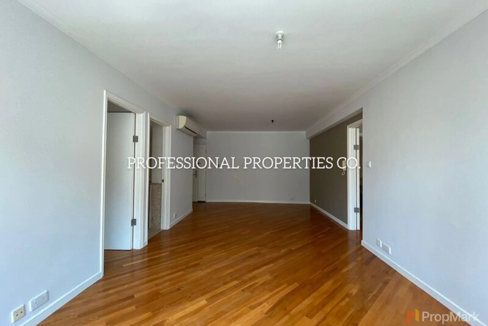 photo 2 — Robinson Place, Mid-levels West
