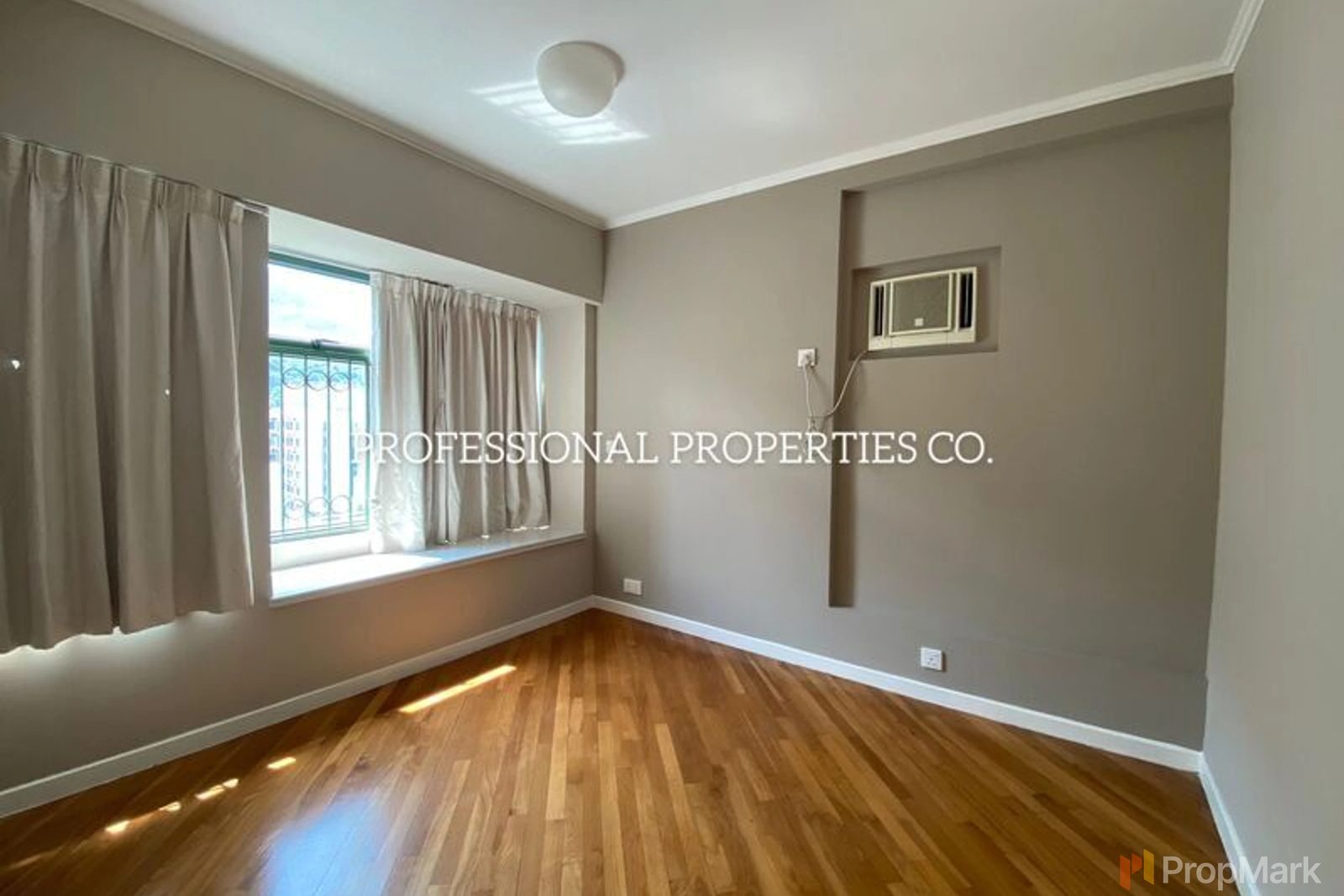 photo 9 — Robinson Place, Mid-levels West