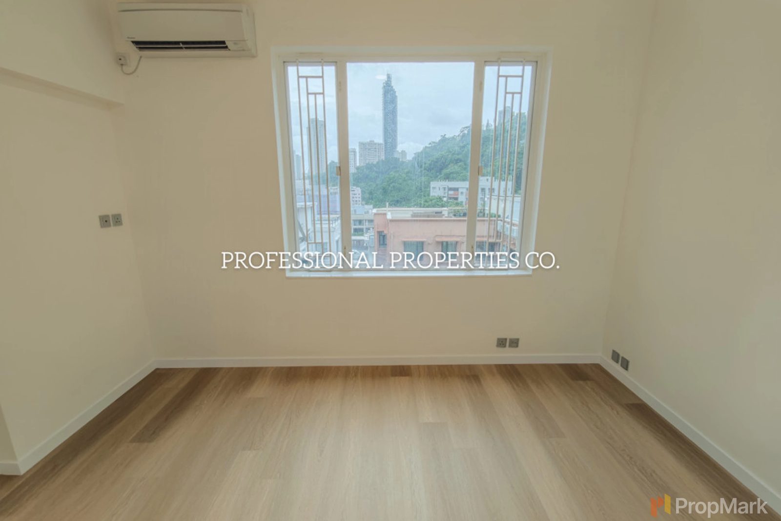 photo 8 — Green Lane Court, Happy Valley