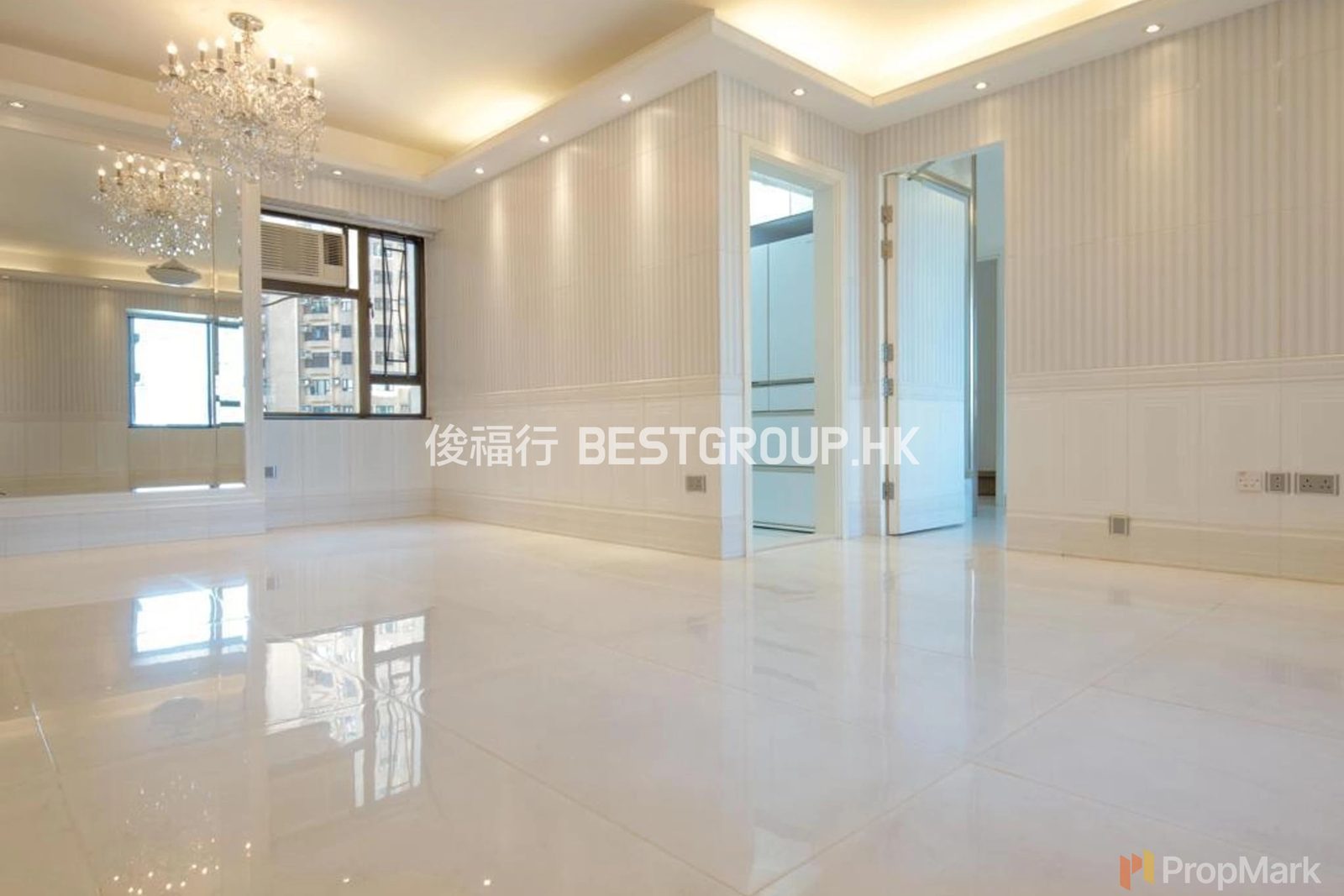 photo 2 — Robinson Heights, Mid-levels West