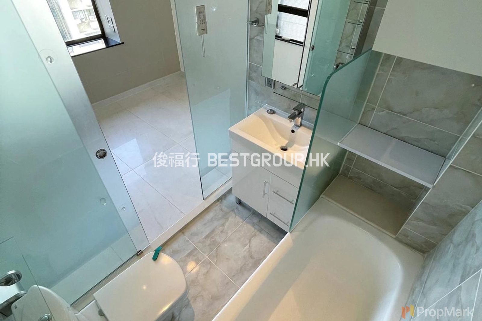 photo 4 — Robinson Heights, Mid-levels West