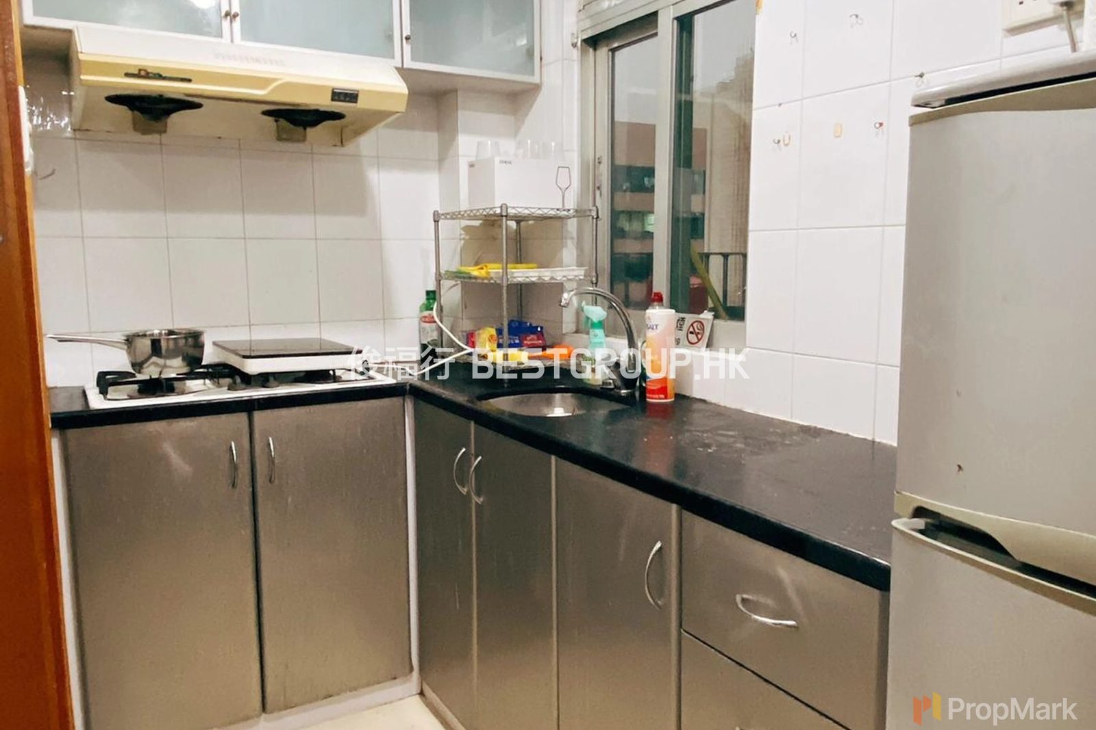 photo 7 — Island Crest, Sai Ying Pun