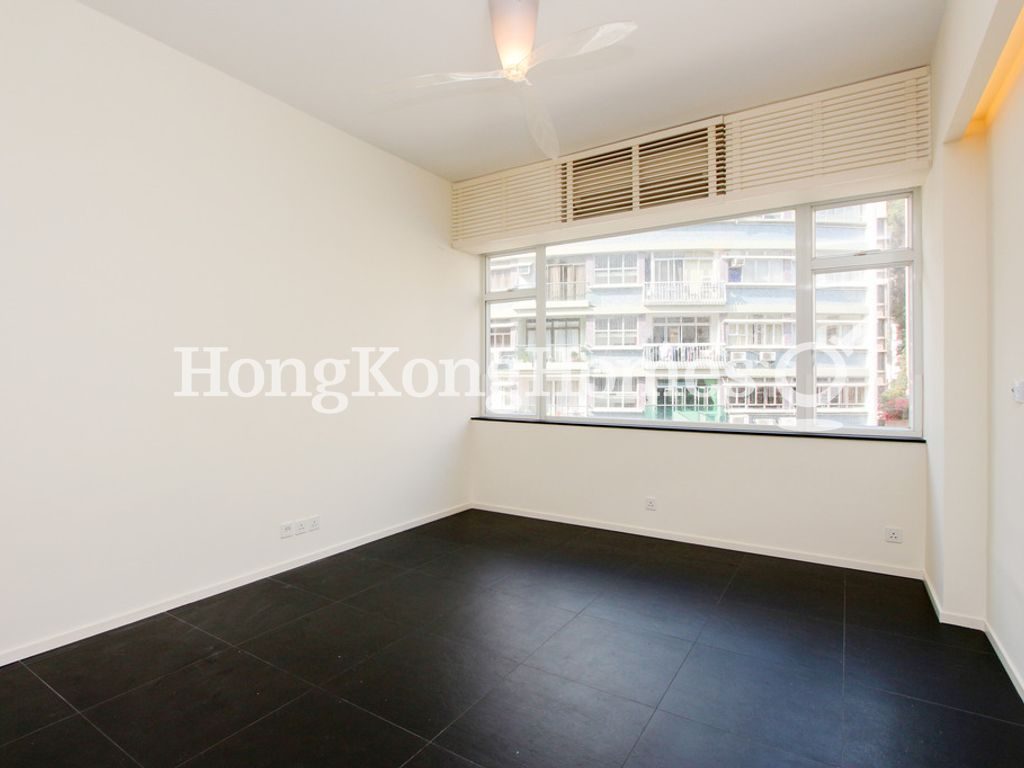Living and Dining Room — Blue Pool Court (Sing Woo Road), Happy Valley