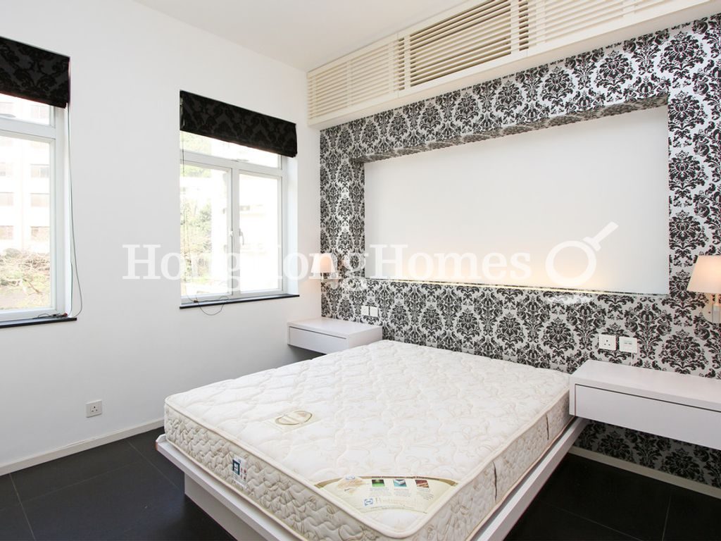 Second Bedroom — Blue Pool Court (Sing Woo Road), Happy Valley