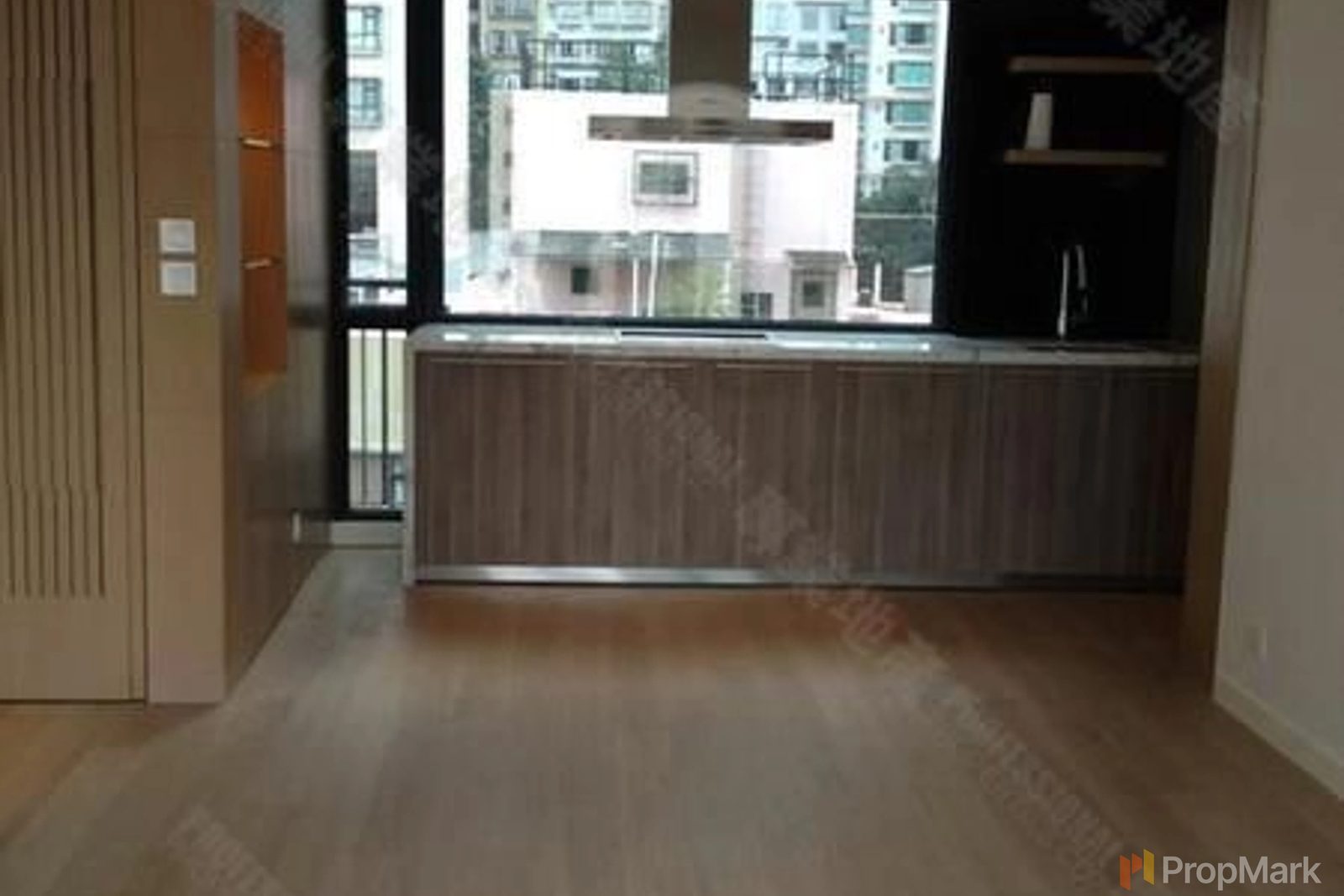 photo 4 — Gramercy, Mid-levels West