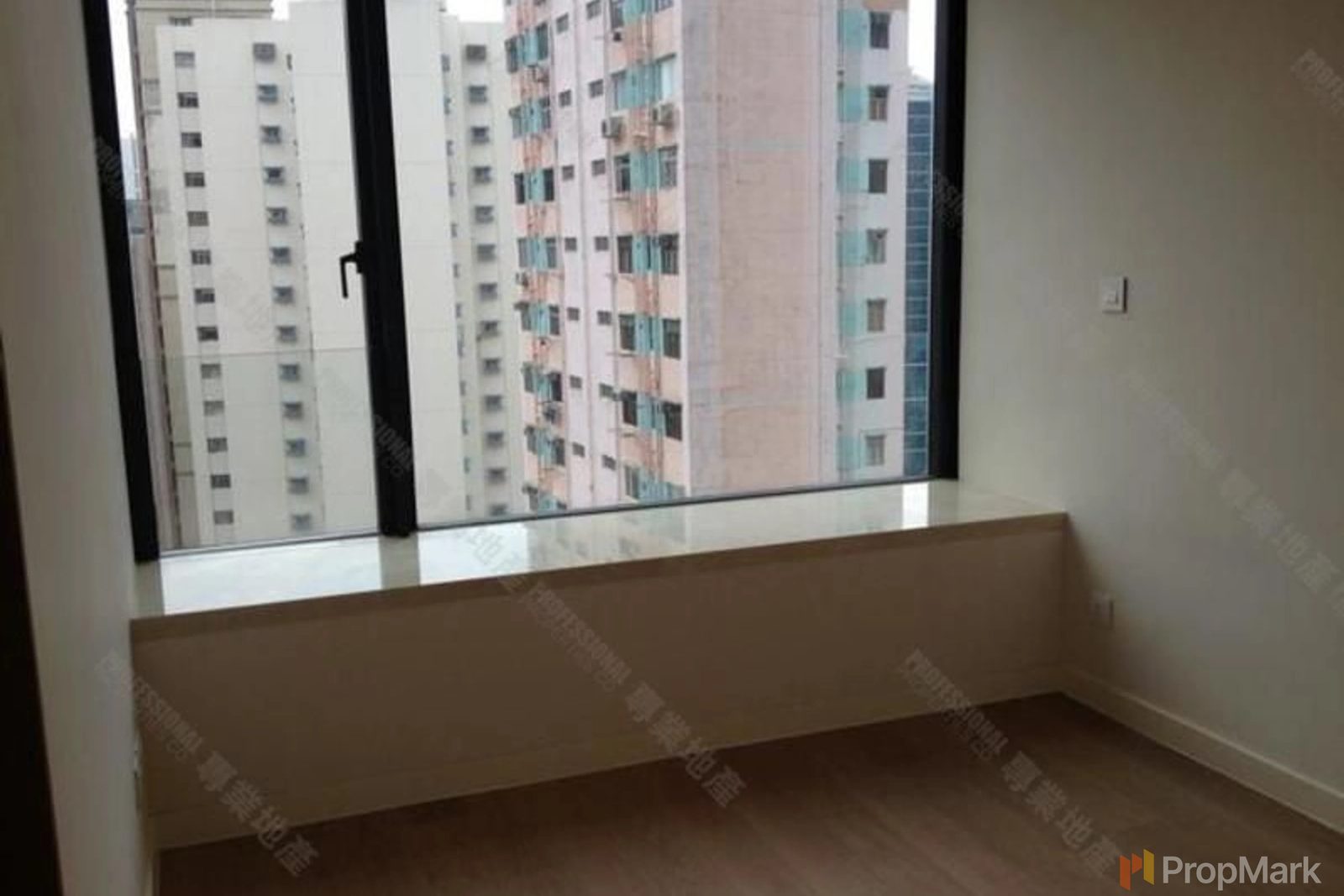 photo 9 — Gramercy, Mid-levels West