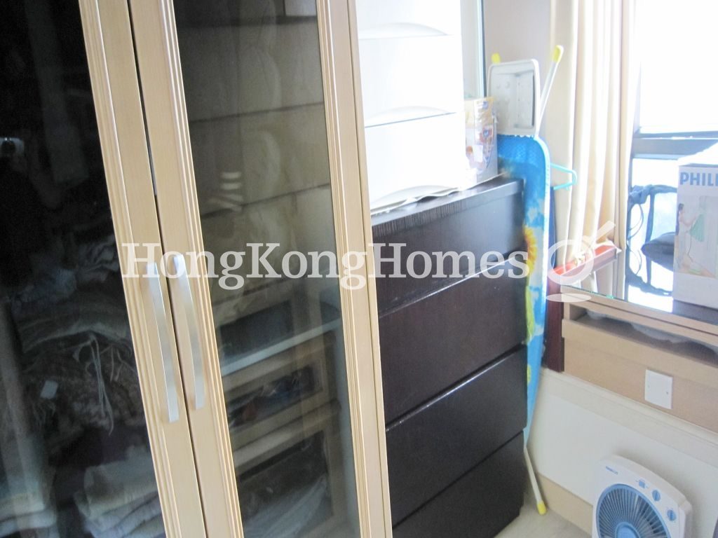 Third Bedroom — 國泰新宇，灣仔