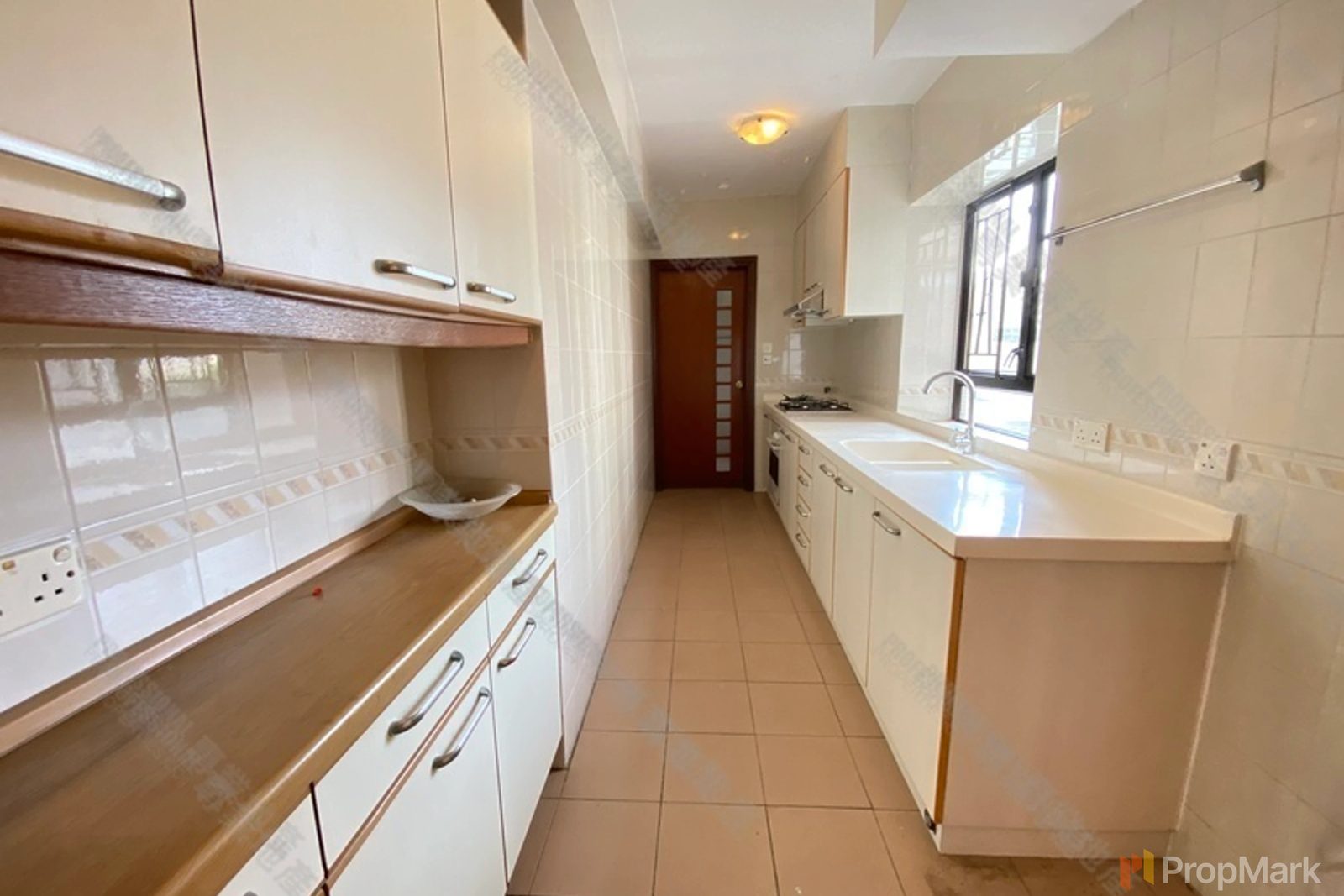 photo 11 — Gardenview Heights, Mid-levels East