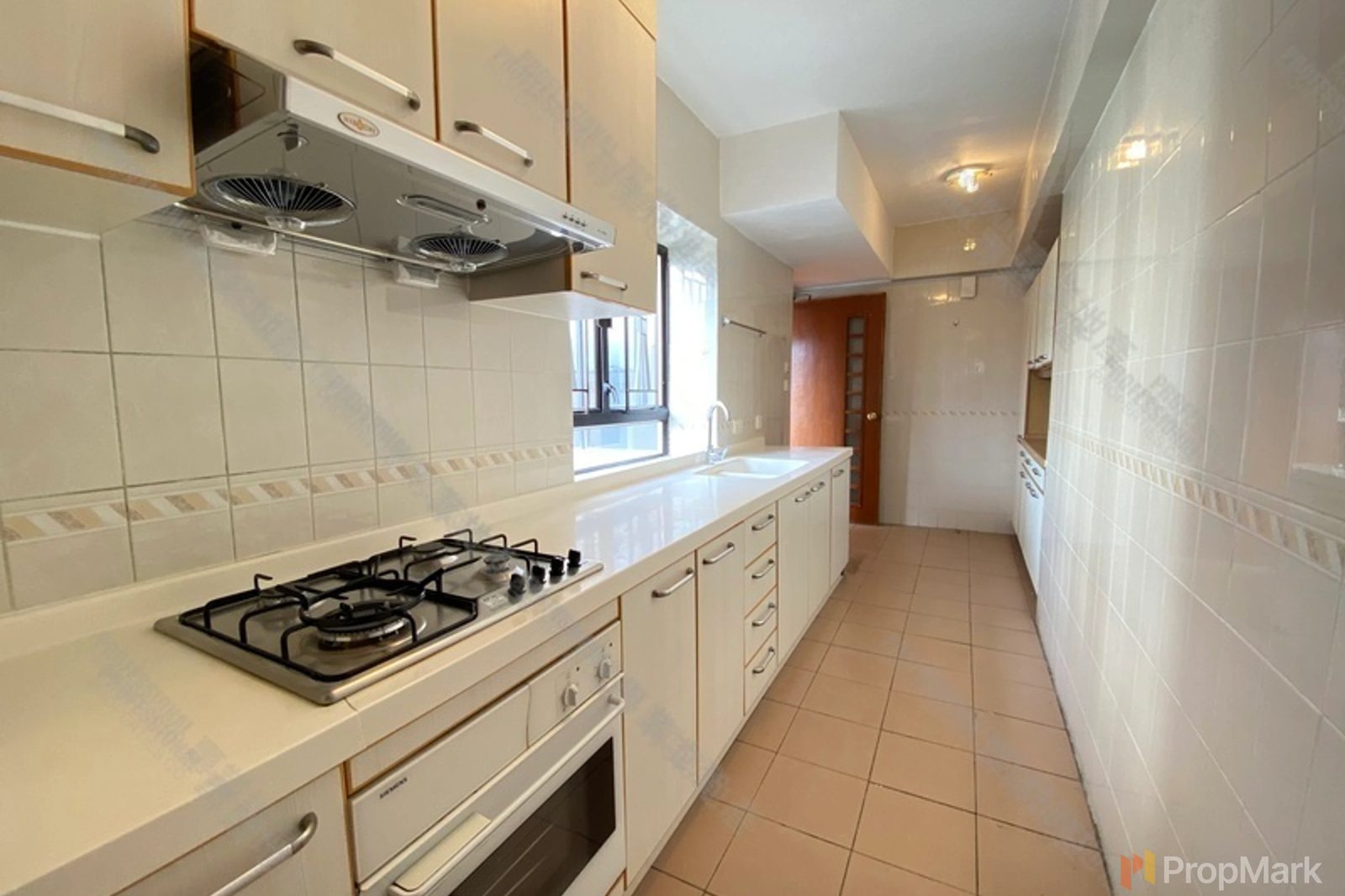 photo 8 — Gardenview Heights, Mid-levels East