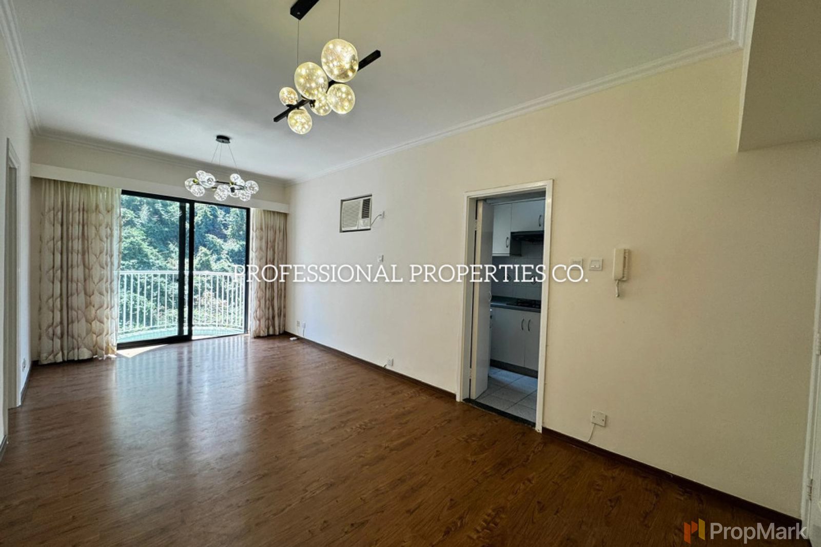 photo 2 — Scenecliff, Mid-levels West