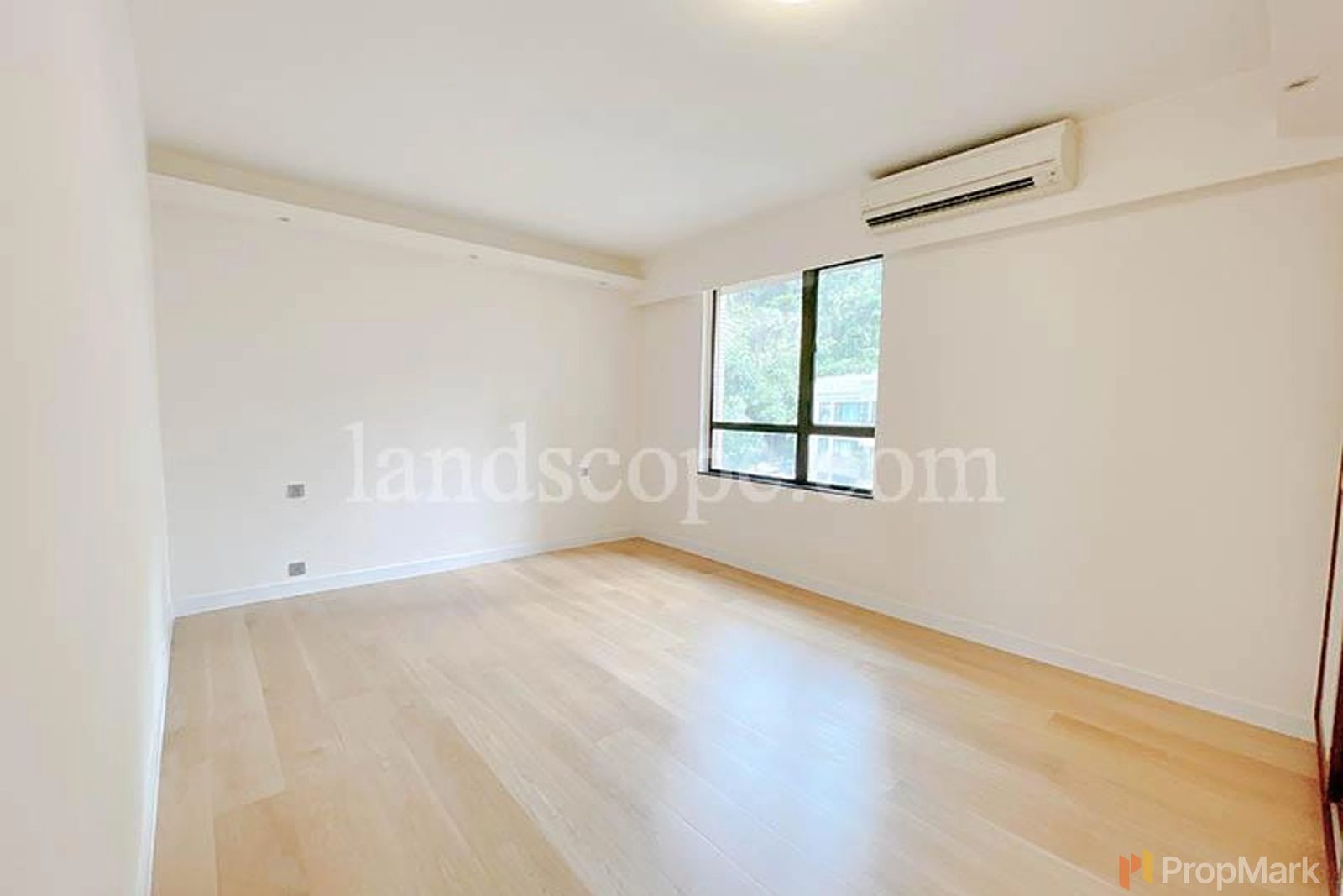photo 11 — Chung Tak Mansion, Mid-levels Central