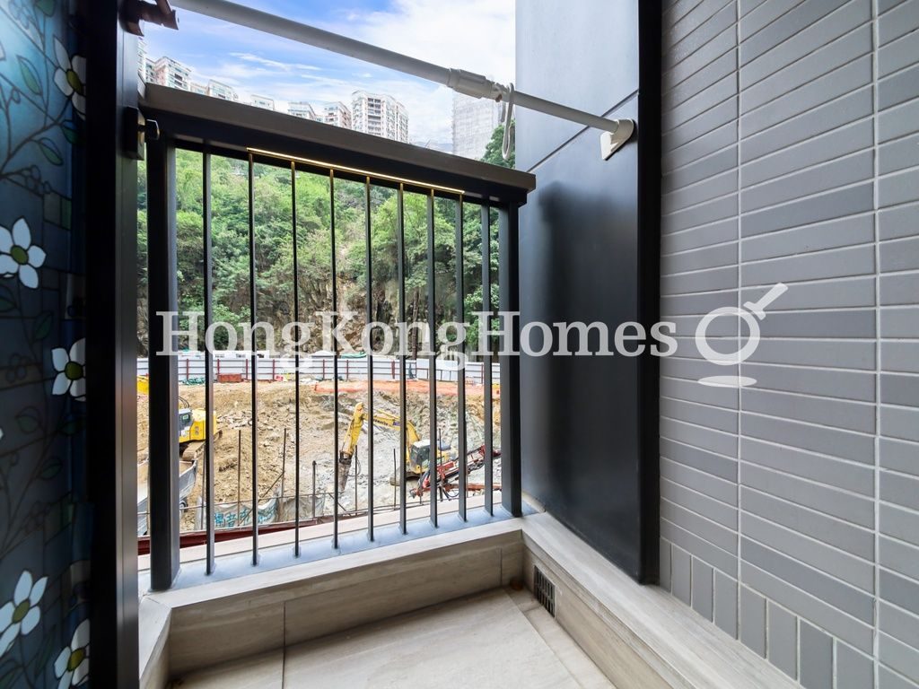 Balcony off Kitchen — 柏蔚山，北角