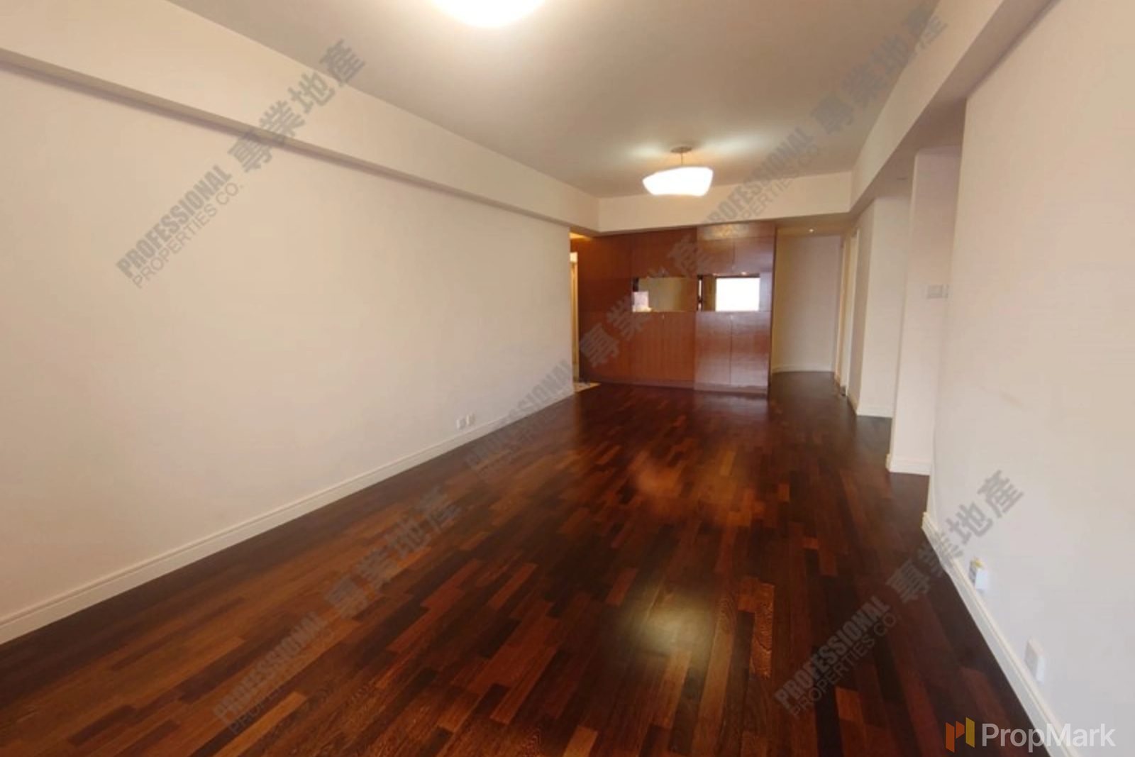photo 2 — Scenic Heights, Mid-levels West
