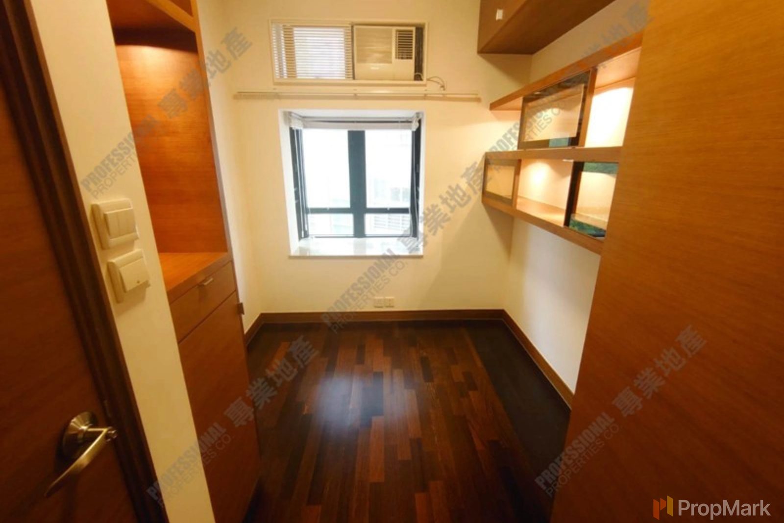 photo 9 — Scenic Heights, Mid-levels West