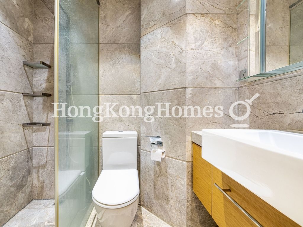 Ensuite Bathroom — 薈臻，西營盤