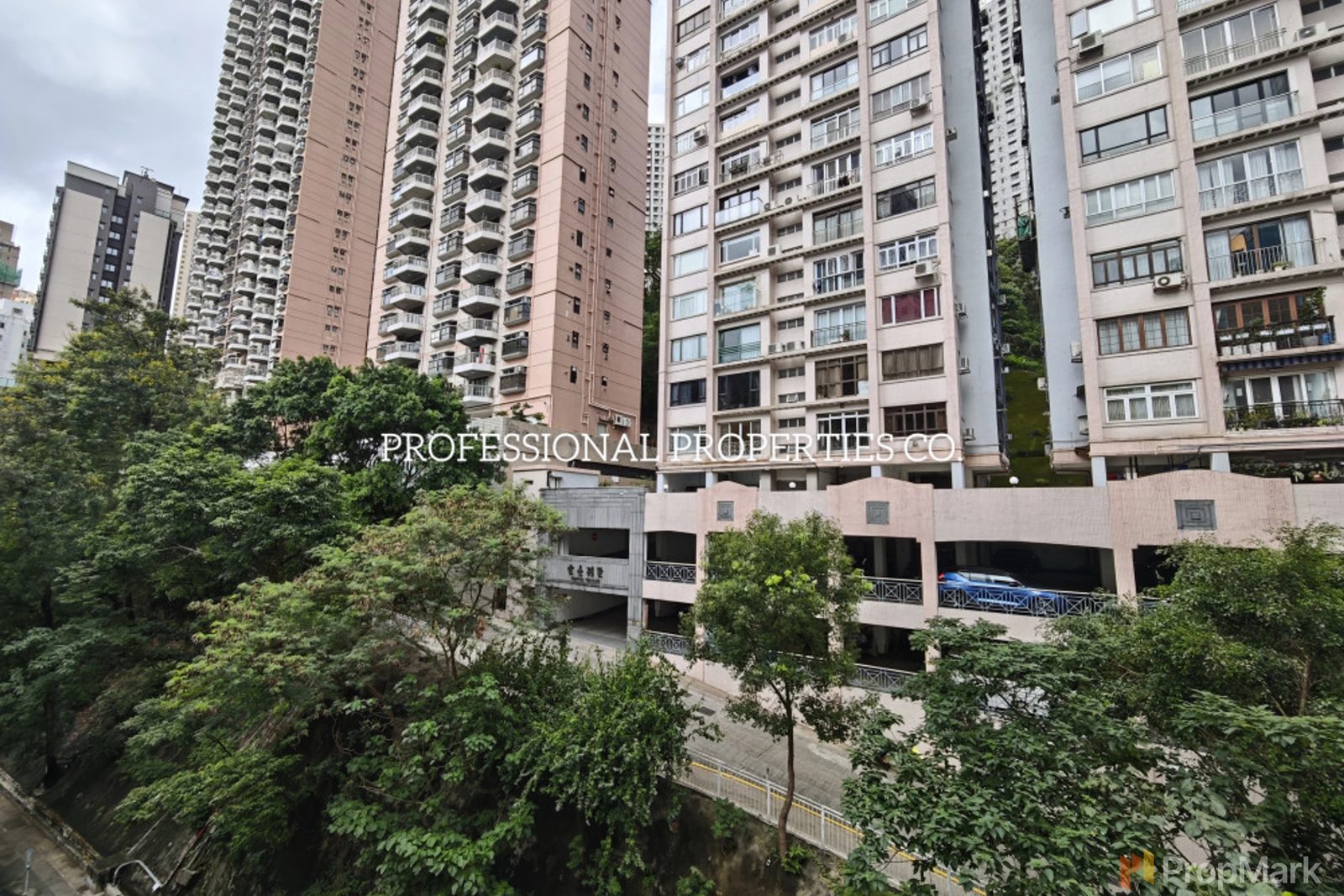 相片 17 — 藍塘大廈，跑馬地