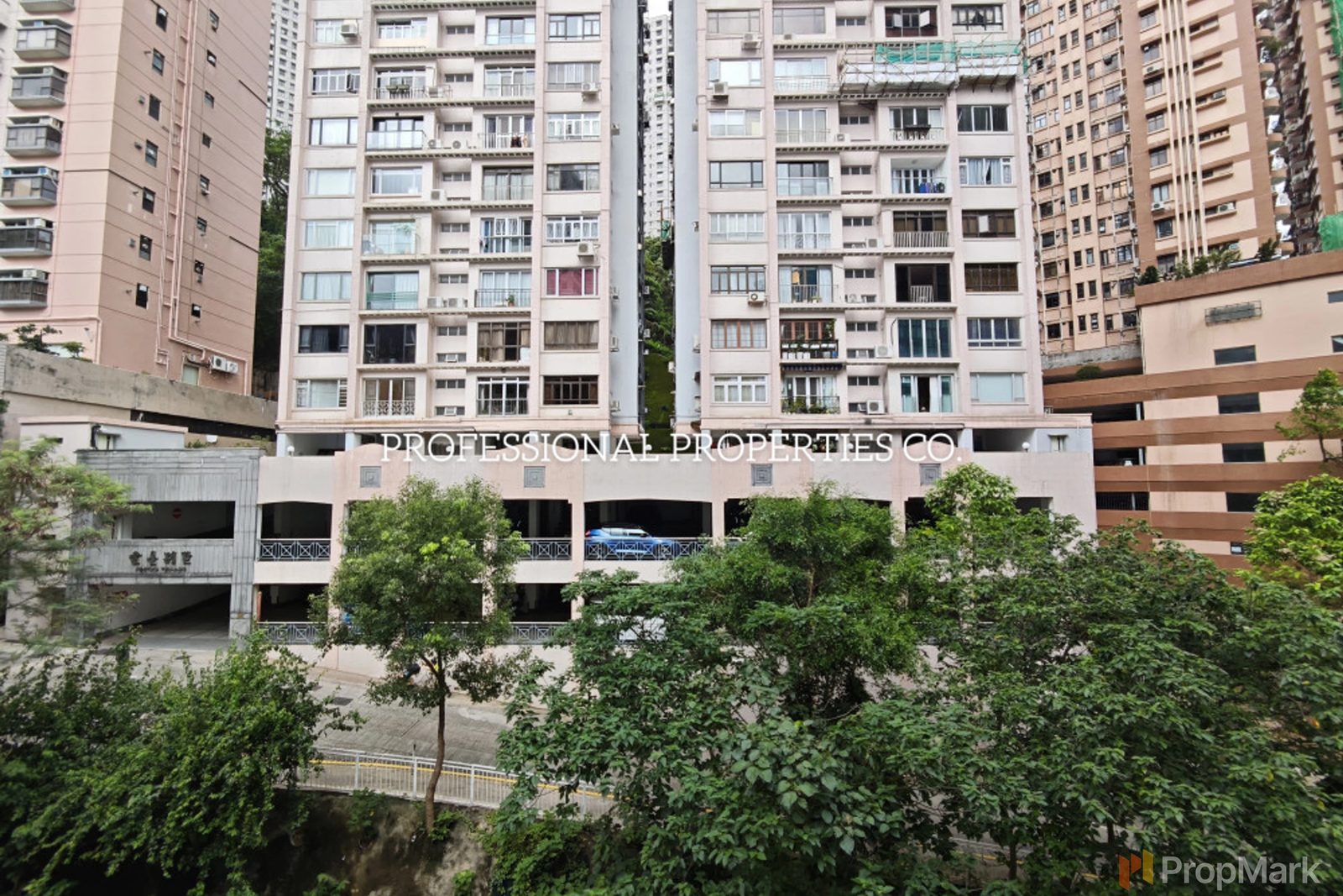 相片 18 — 藍塘大廈，跑馬地