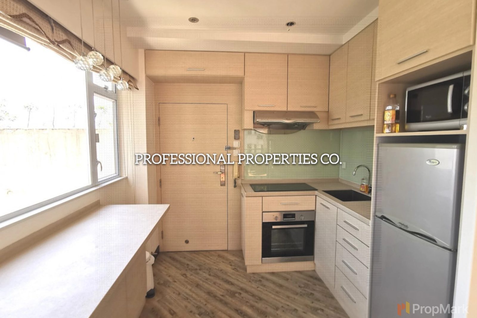 photo 6 — Caravan Court, Mid-levels West