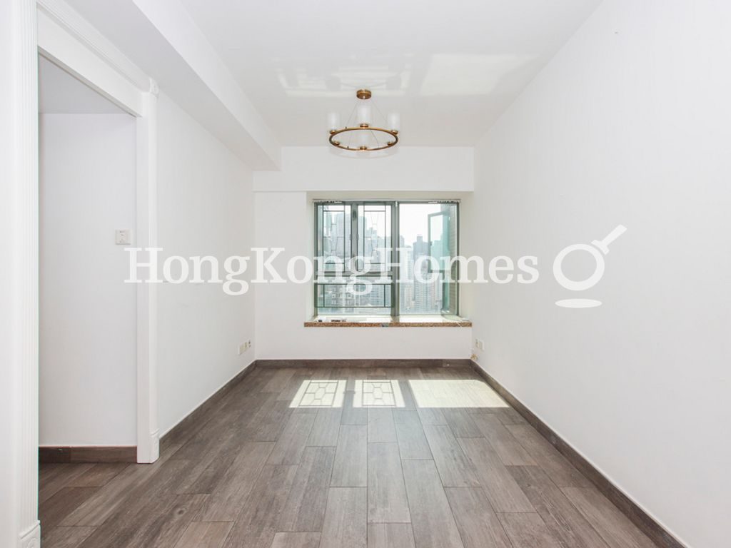Living and Dining Room — Queen's Terrace - Tower 01, Sheung Wan