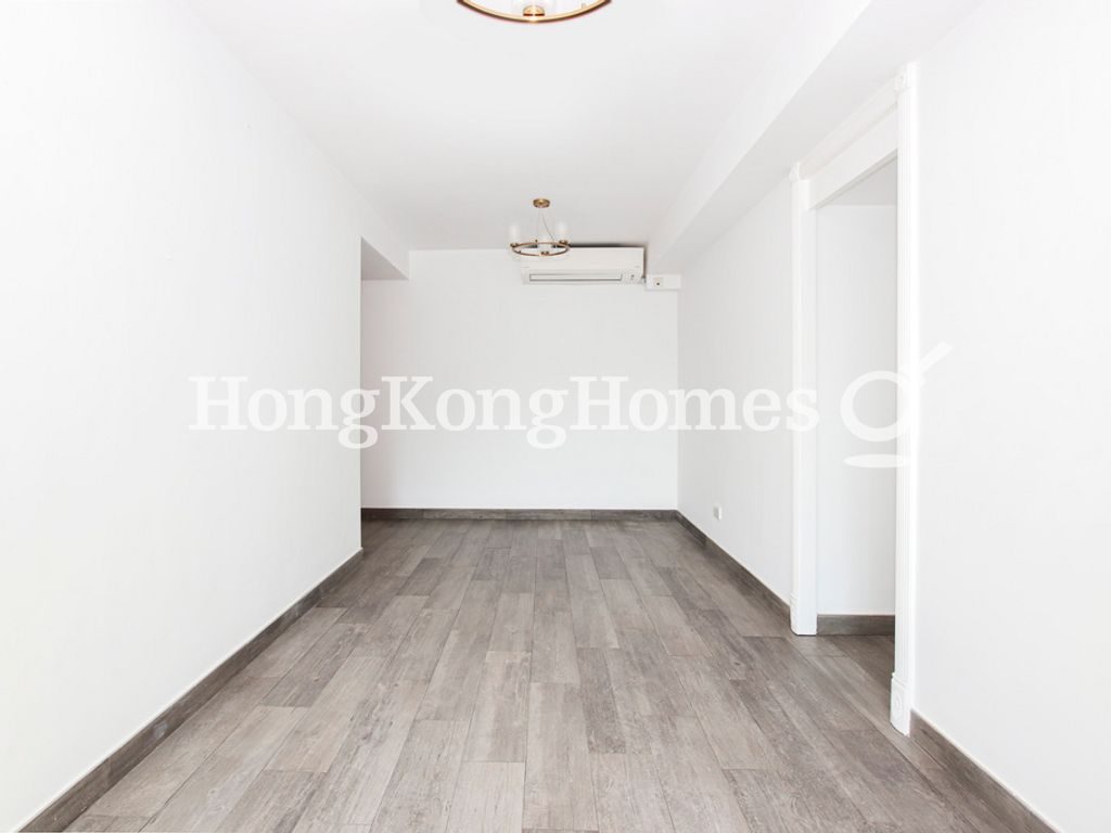 Living and Dining Room — Queen's Terrace - Tower 01, Sheung Wan
