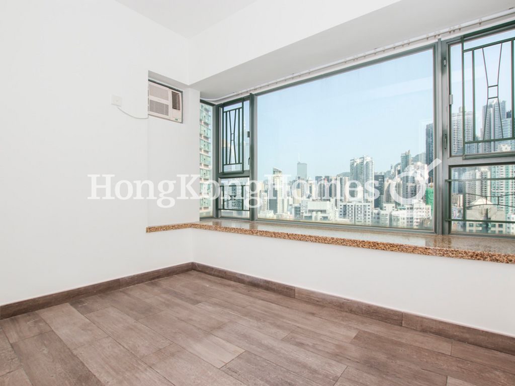 Master Bedroom — Queen's Terrace - Tower 01, Sheung Wan