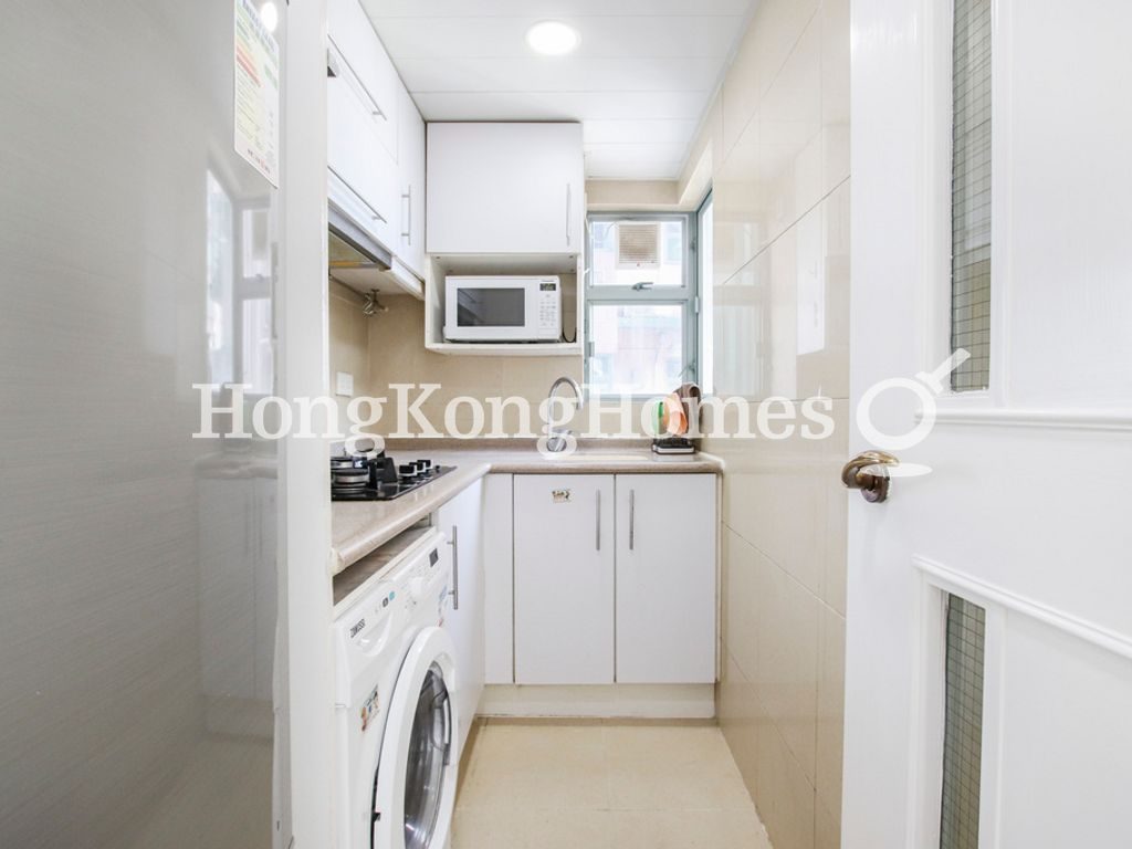 Kitchen — Queen's Terrace - Tower 01, Sheung Wan