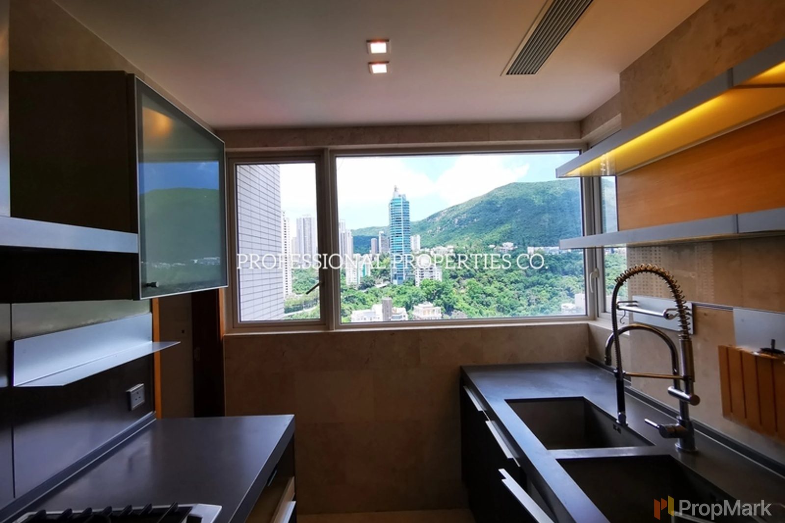 photo 2 — The Altitude, Happy Valley