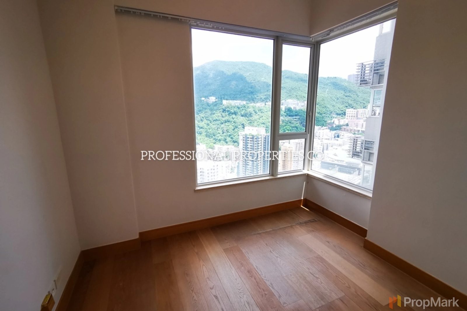 photo 7 — The Altitude, Happy Valley