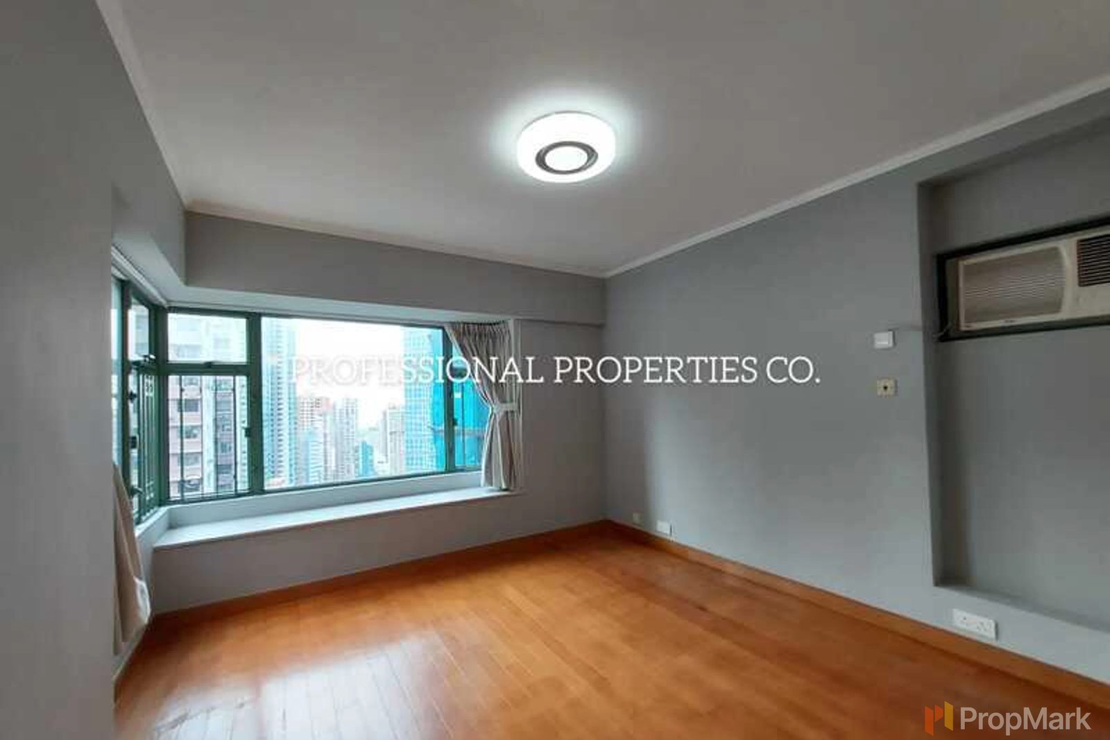 photo 3 — Robinson Place, Mid-levels West