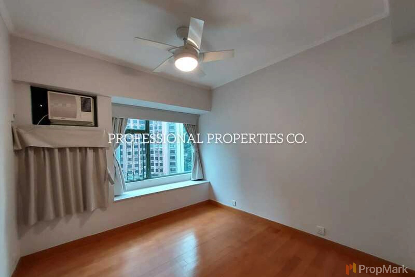 photo 4 — Robinson Place, Mid-levels West