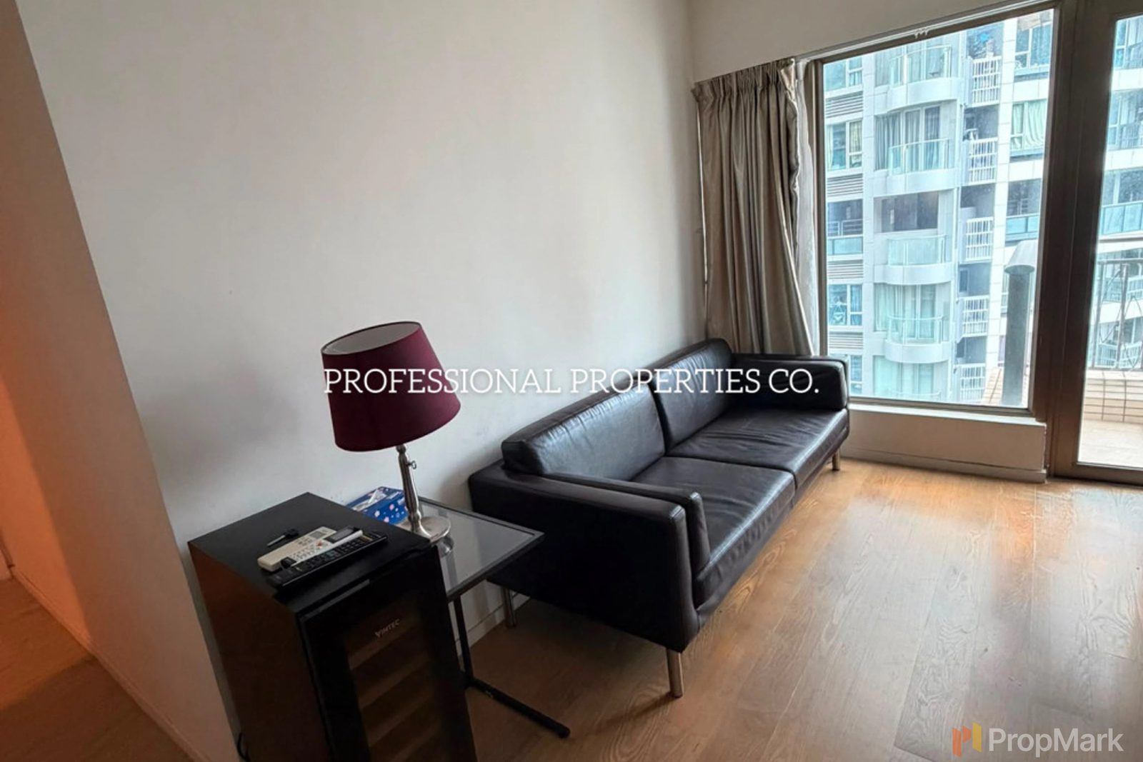 photo 3 — The Zenith, Wan Chai