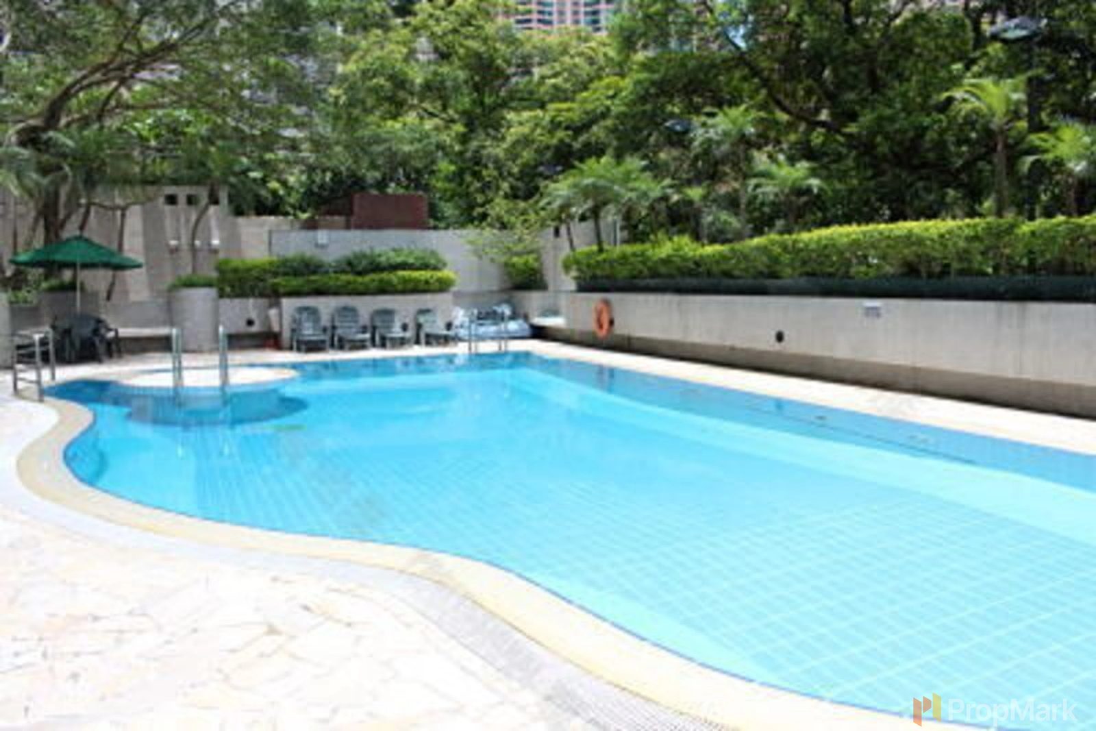 photo 4 — Po Garden, Mid-levels Central