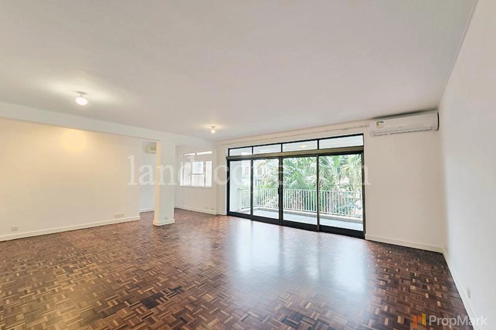 photo 2 — Deepdene, Southside