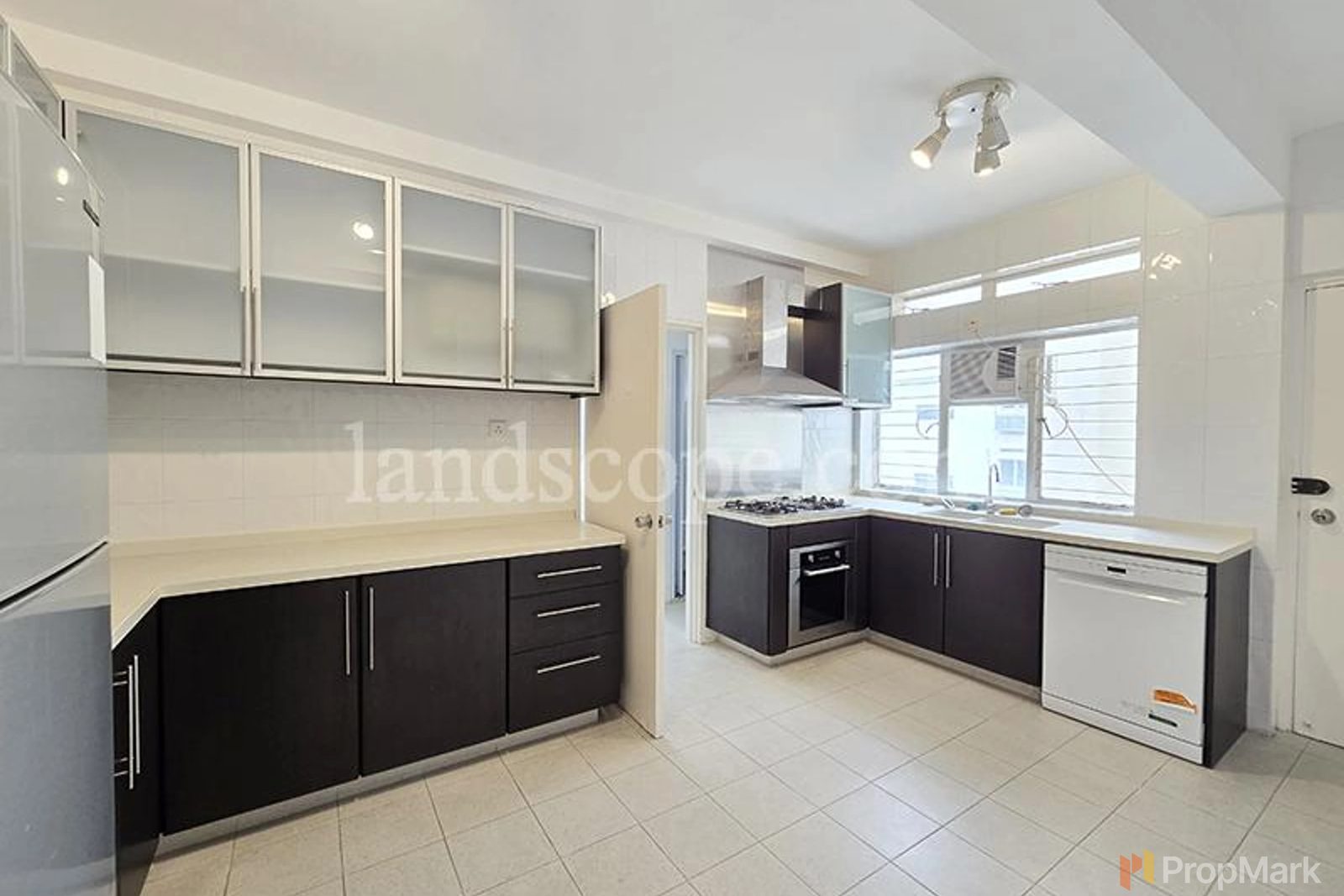 photo 10 — Deepdene, Southside