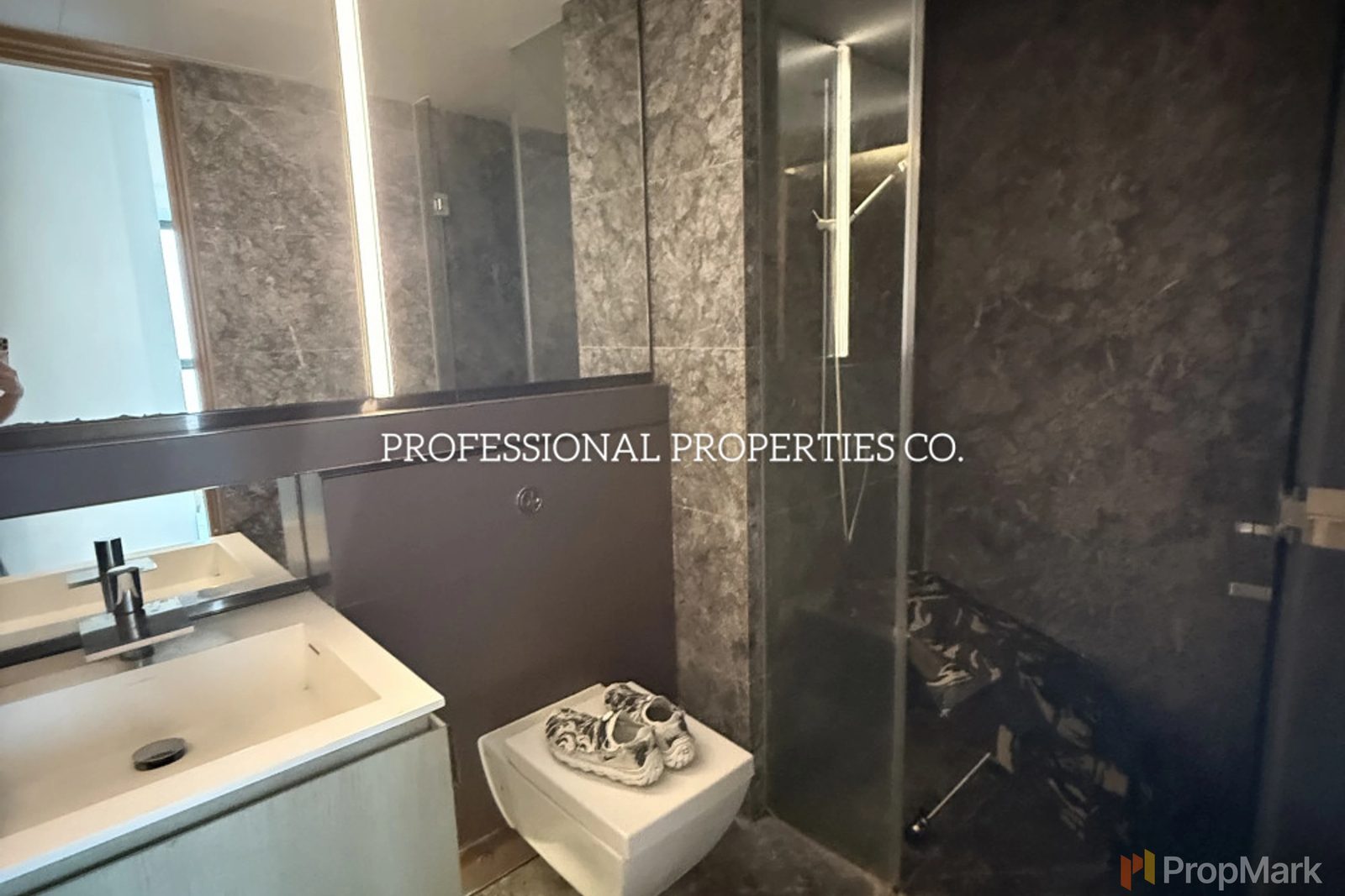photo 3 — Alassio, Mid-levels West