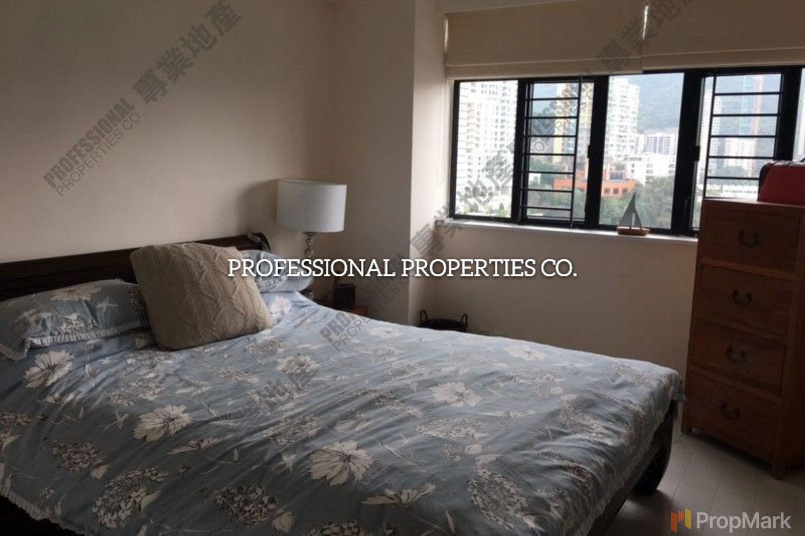 photo 8 — Repulse Bay Garden, Southside